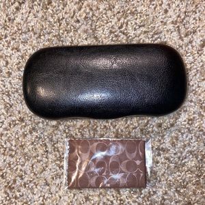 Plain Black Eye Glass Case w/coach cleaner